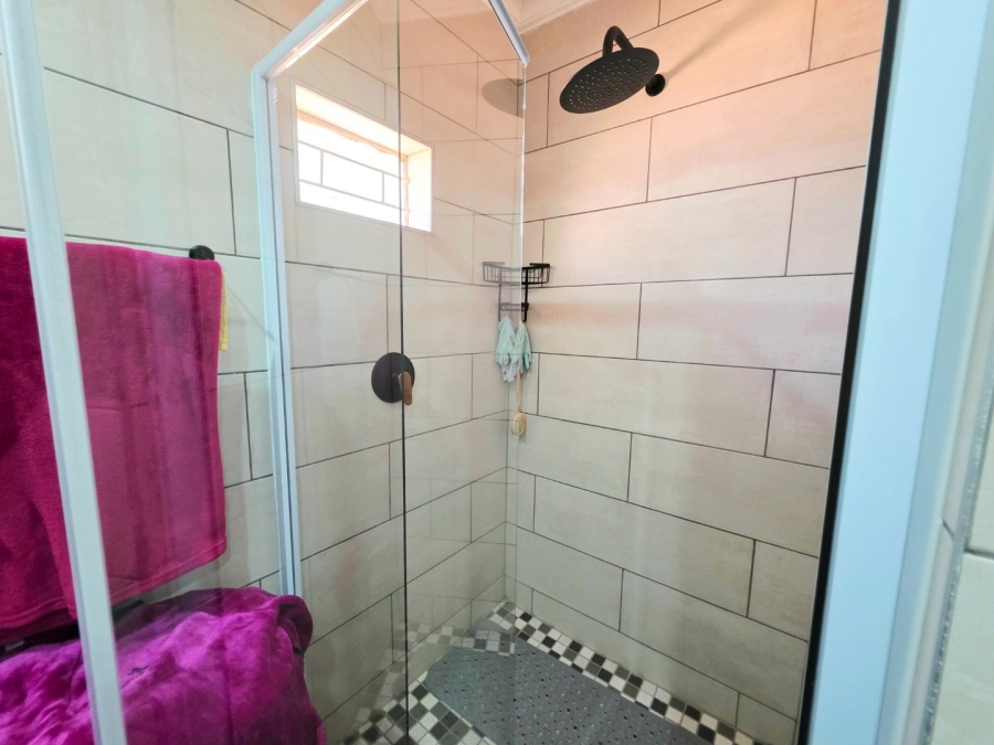 4 Bedroom Property for Sale in Generaal De Wet Free State